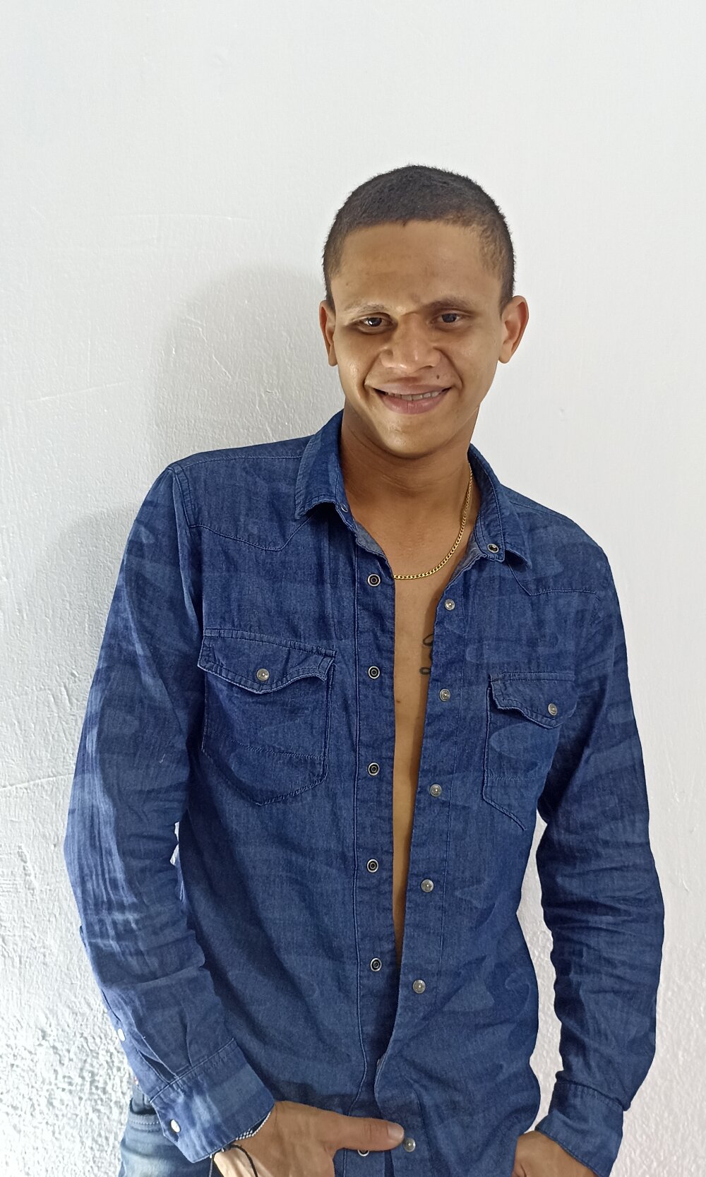 hamzel-1212-cam-model-profile-stripchat