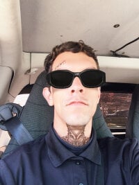 Sillycatfish's webcam live show