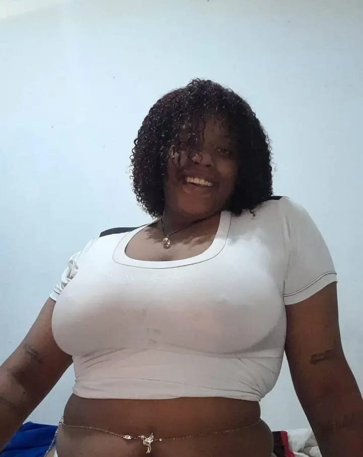 MaryEbony23