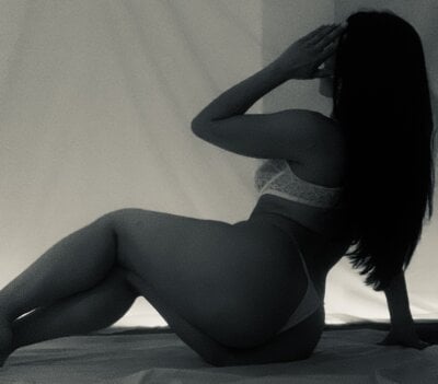 Leonora_luxry