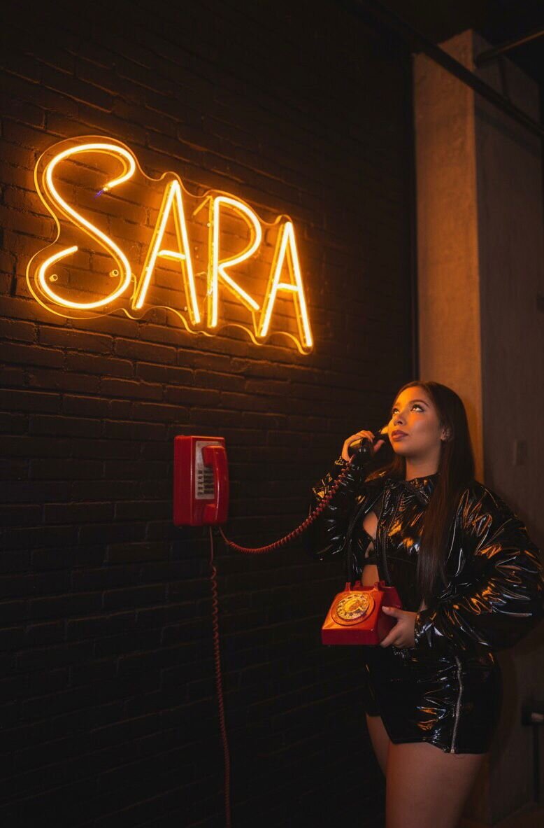 SaraEbony_