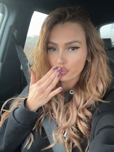 ZairaLure - best milfs