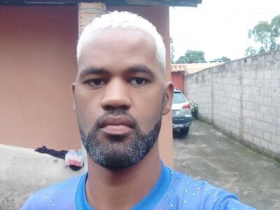 morenopirocudo25cnts Avatar