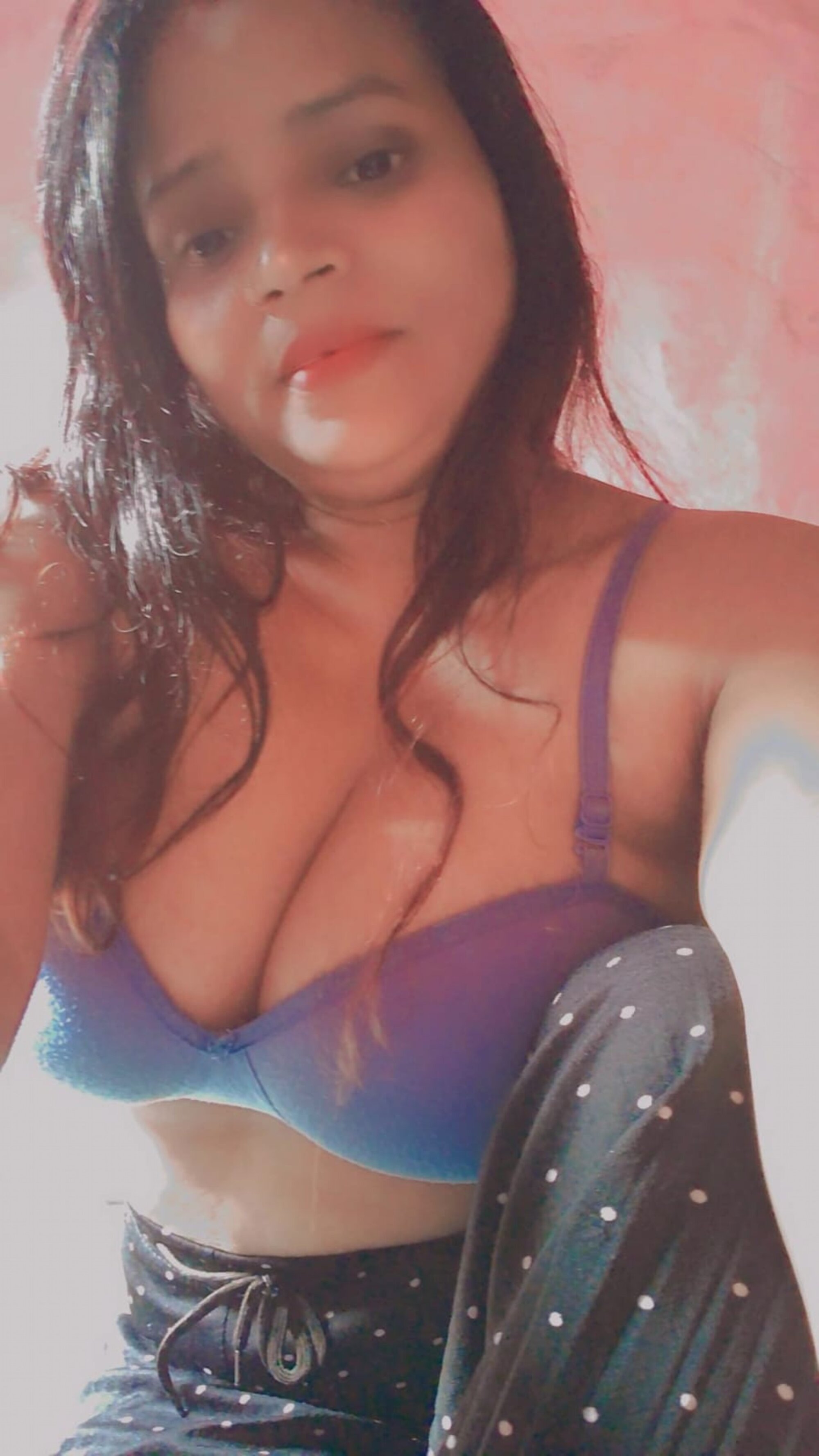 Hotty-Sreya