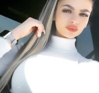 hitomi_44's Offline Chat Room