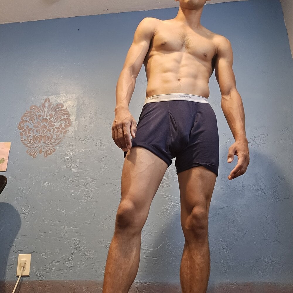 MuayTigerKing: офлайн-секс-чат