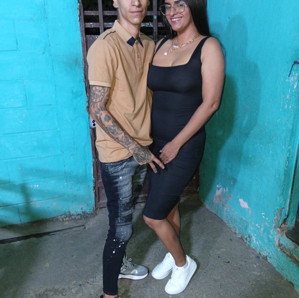 Araanza05's Offline XXX Chat