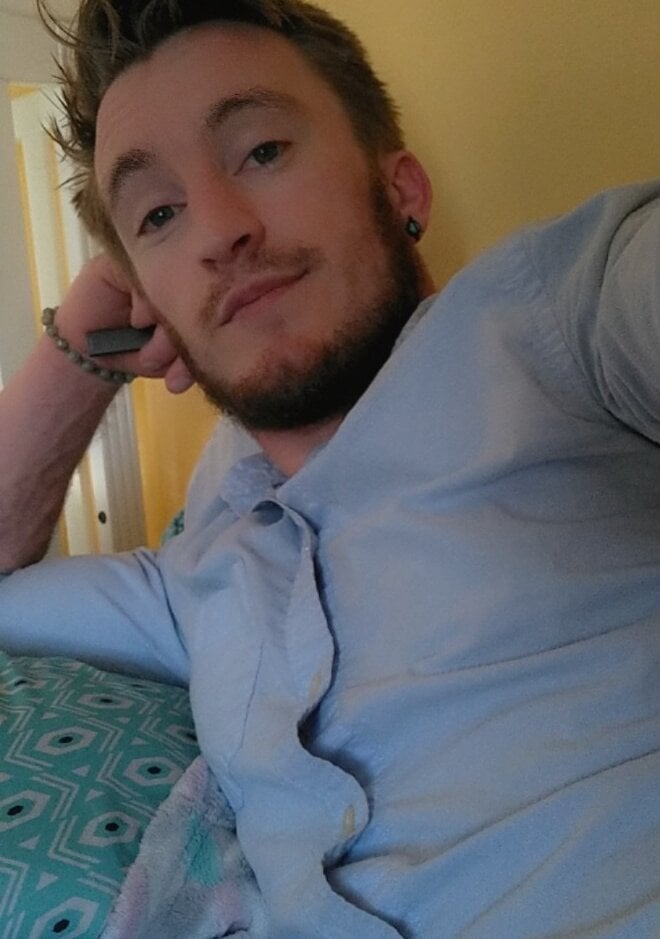 crookedpoetry823 from stripchat