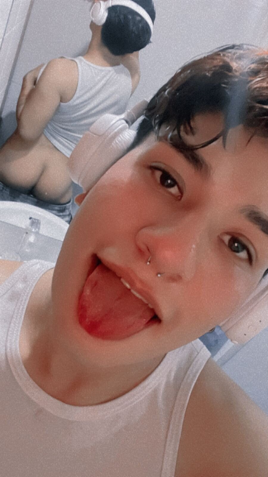 _Yue_Velle