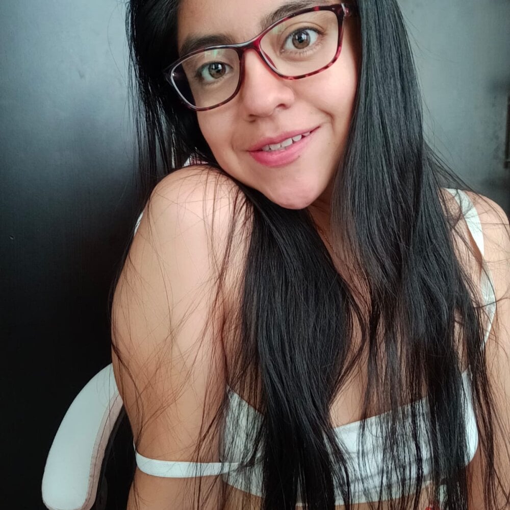 18petitepantys profile