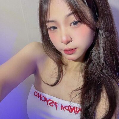 Winniee18 🏼 live naked cam