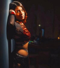 pretty-millie's webcam live show