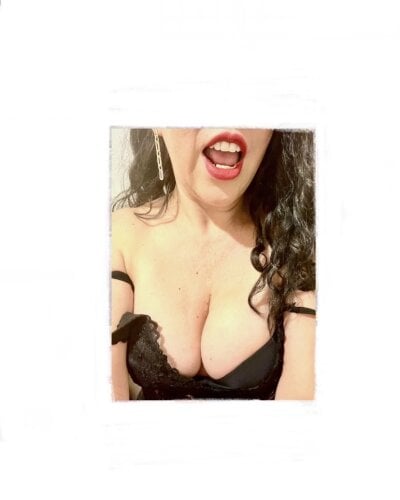 MirandaLatinaLovely - Stripchat Girl 