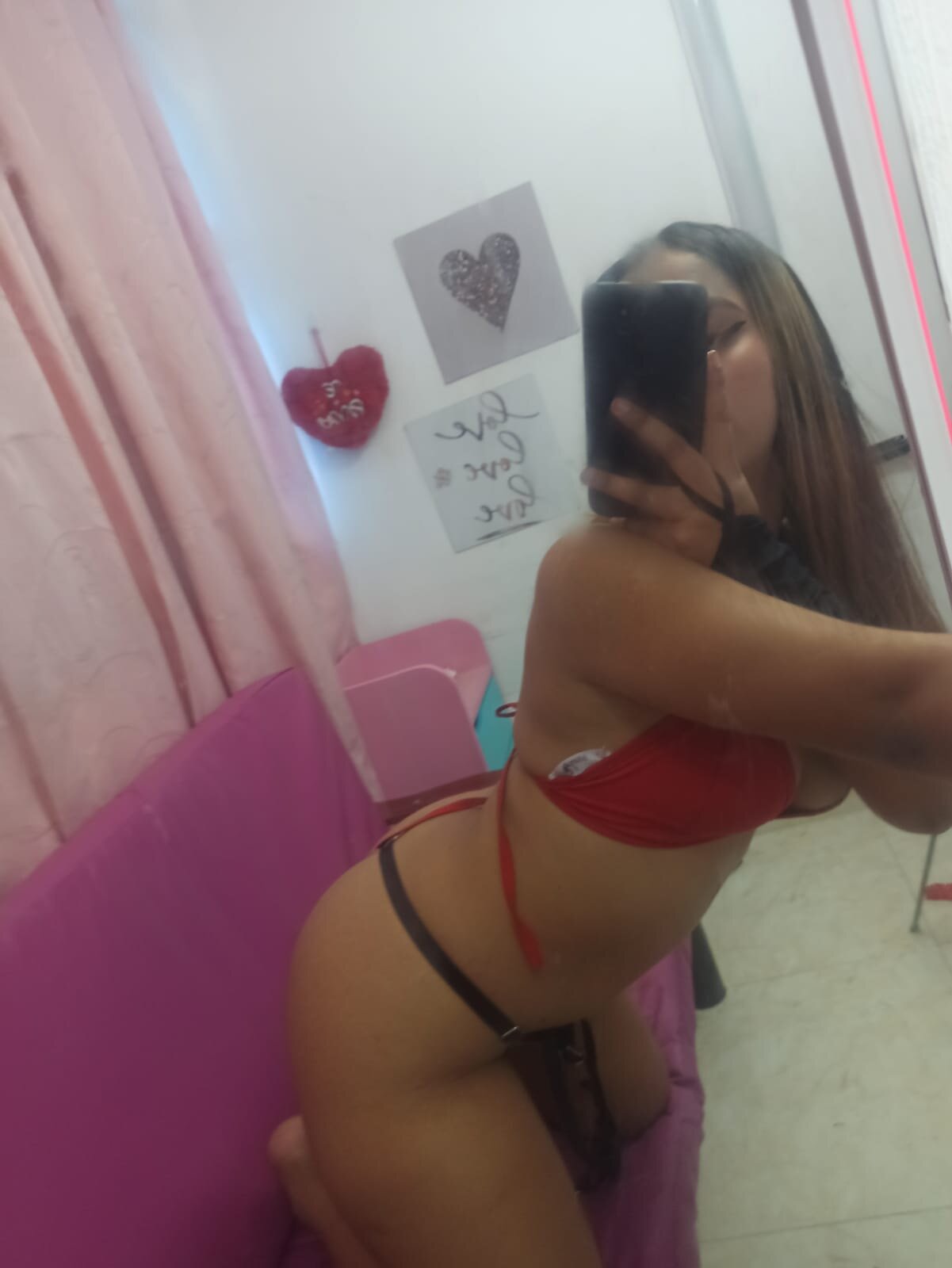Alisson-Gray_