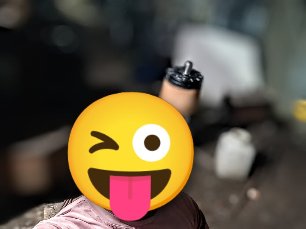 samyi124q from stripchat