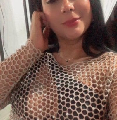 amonet_bella on StripChat