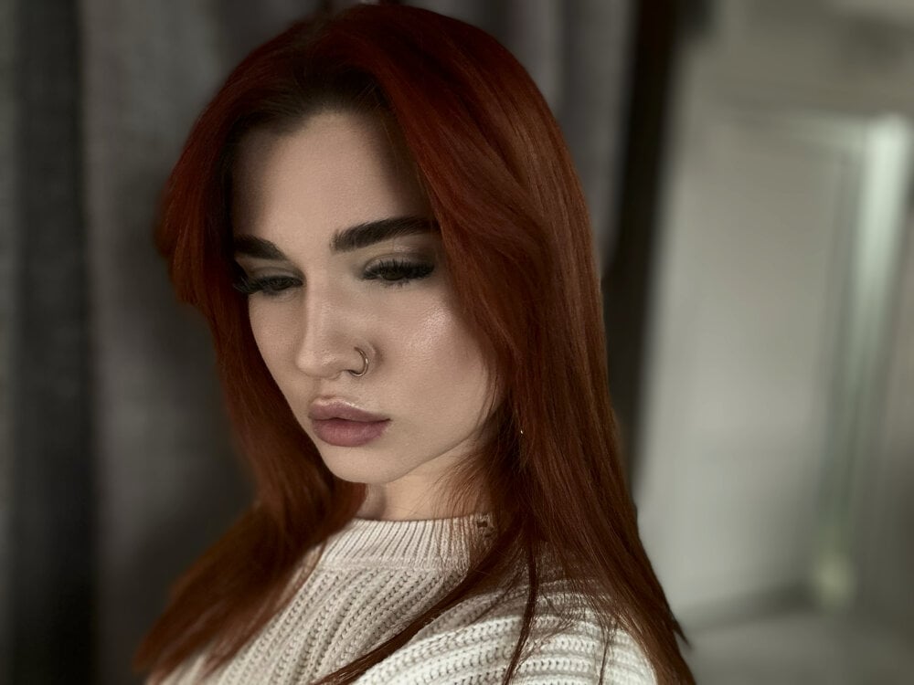 mega-camsex.net myeshacallez livesex profile in hairy cams