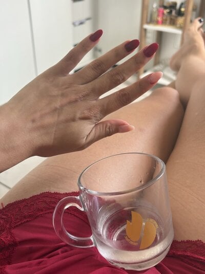 Profile and Statistics for skysexhot on StripChat