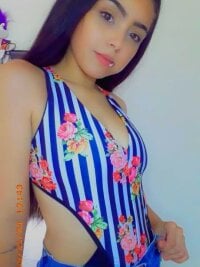 Abella-jack's Offline Chat Room