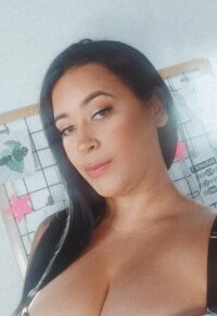 blackparadise_'s Offline XXX Chat