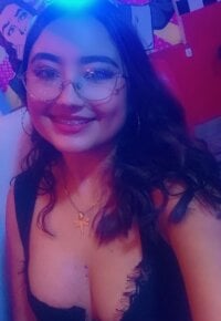 vicky_adams1's Offline Chat Room