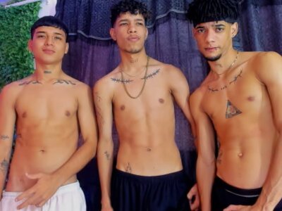 explotionguys_ from stripchat