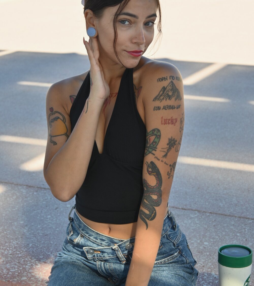 pornos.live lianixloverx livesex profile in grey-eyes cams