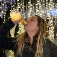 soakingwetprincess' Offline Chat Room