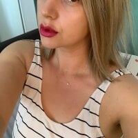 Ashe_Silver's Offline Chat Room
