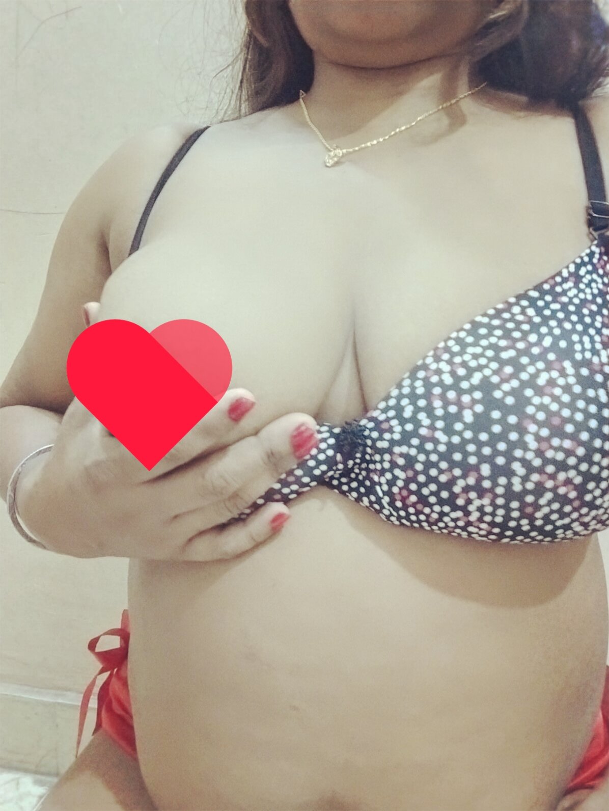 CUTE-SONIYA-