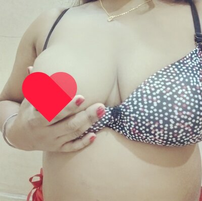 CUTE-SONIYA- - Stripchat Girl 