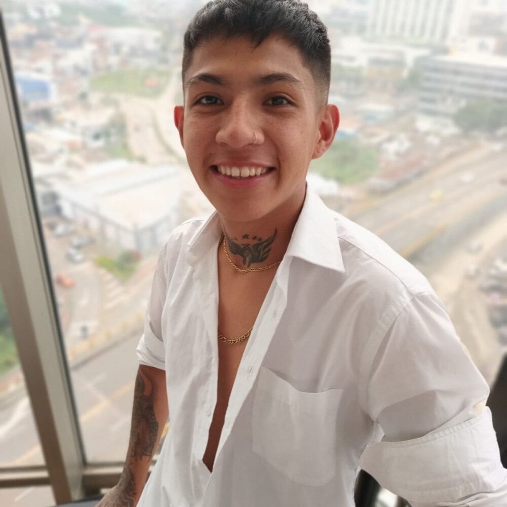 adam-jonesss-free-live-webcam-show-xxx-chat-xhamsterlive