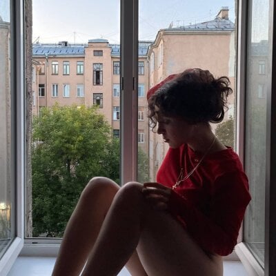 Elise_Moon1