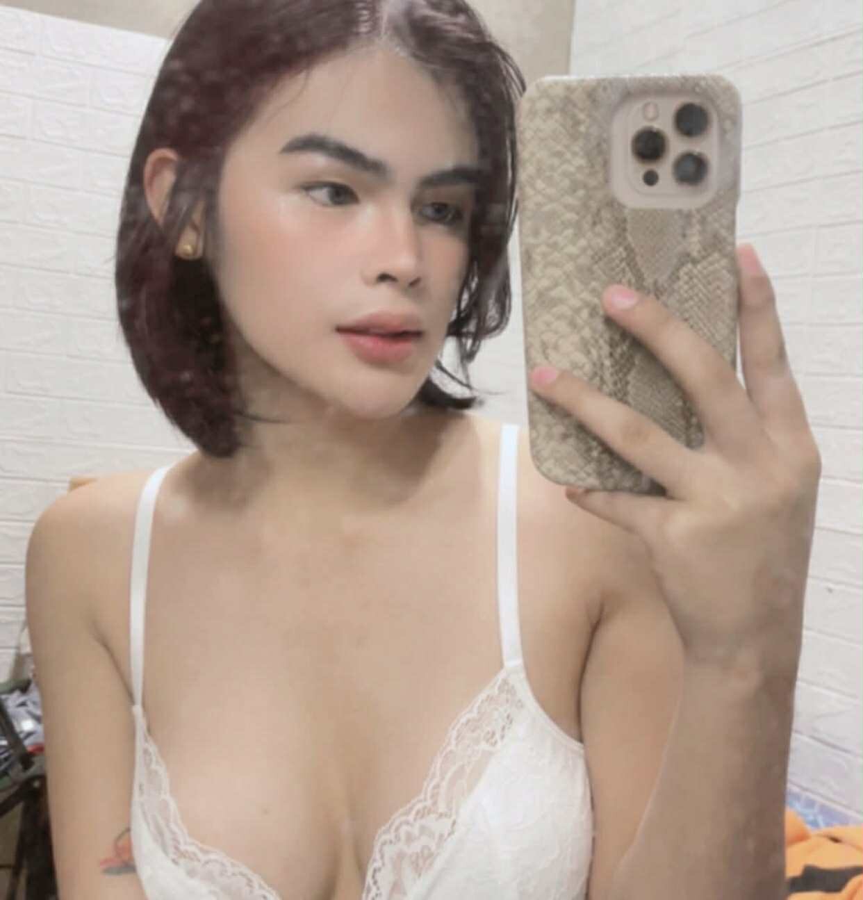 trixiemarieee03