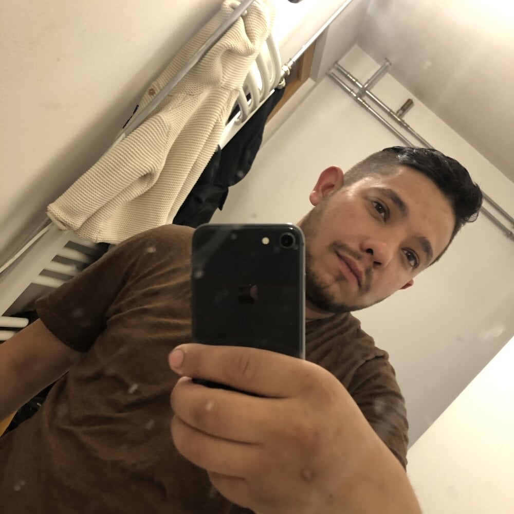 Barbika23's Offline XXX Chat