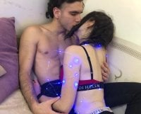 Donni_Milla's Offline Chat Room