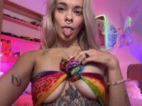 แชท XXX สดของ IzzzyFromHeaven