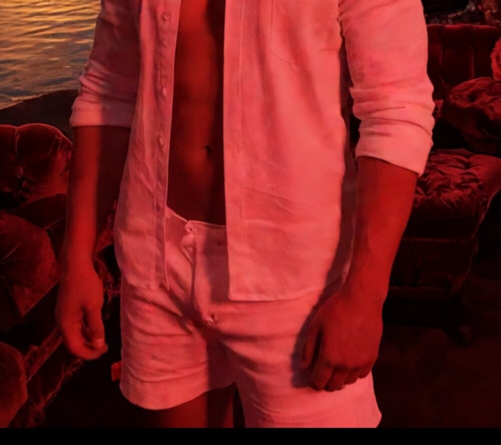 adrexx0012h from stripchat