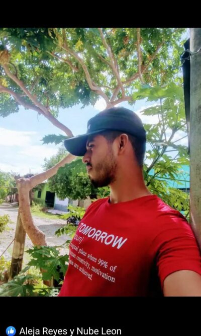 tayron_fitnes from stripchat