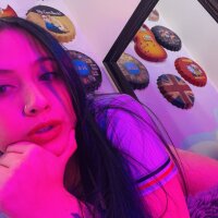 melanie_raing's Offline XXX Chat