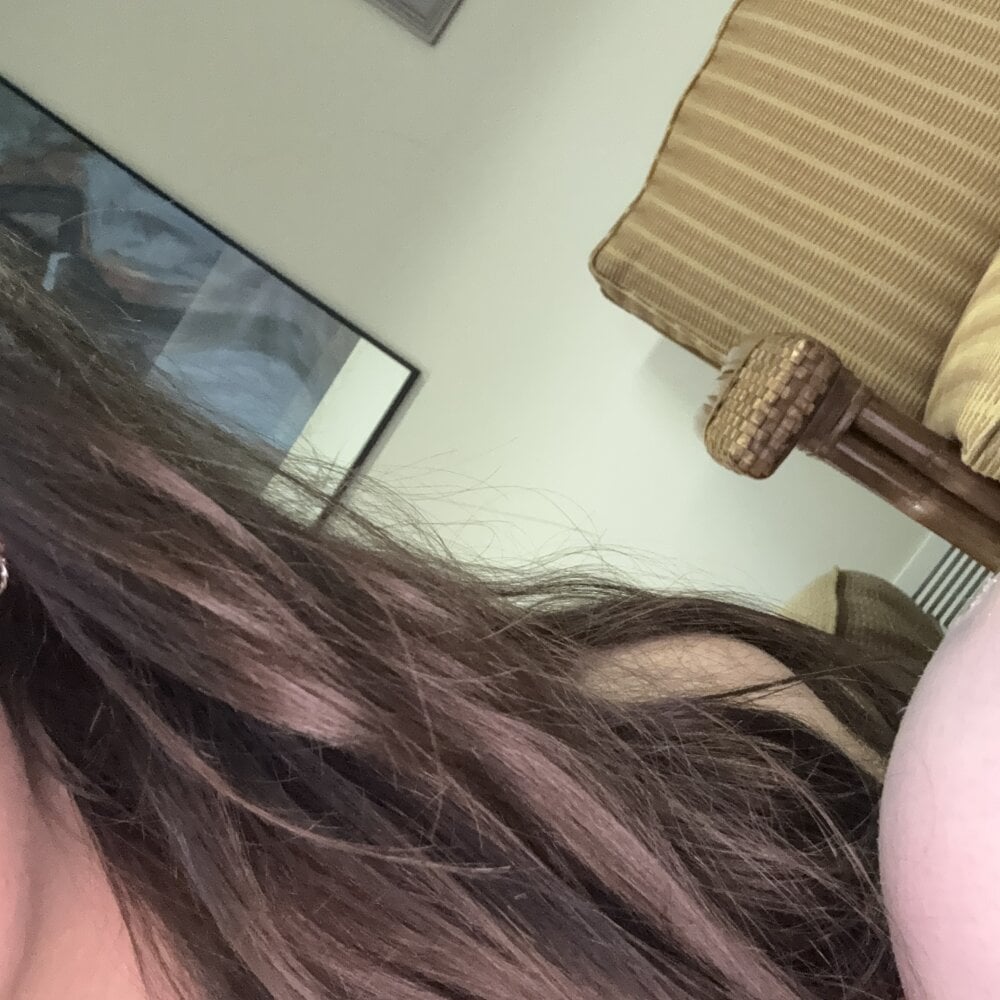 sexlivecamsites.com kittycumsforu livesex profile in isle-of-beatiful-women cams