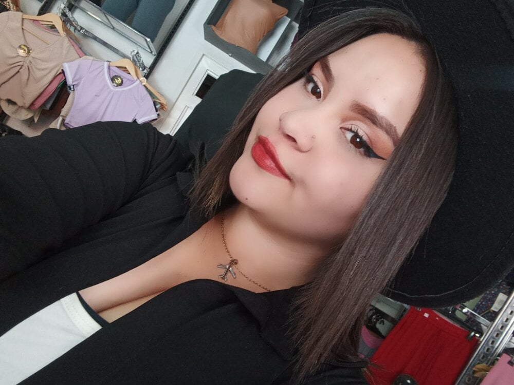 samanthahot11 profile