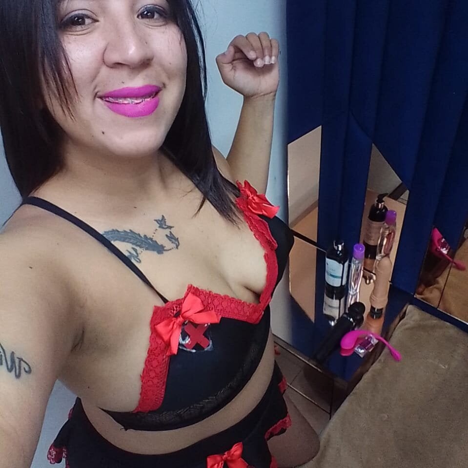 Camilaa_69 profile