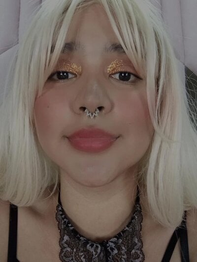 Nakhioto Female Curvylatin Sex Webcam