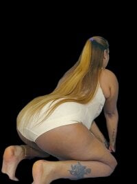 sexyindianchic's webcam live show