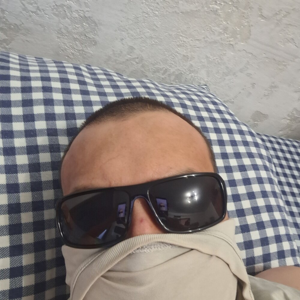 relaxman228 from stripchat