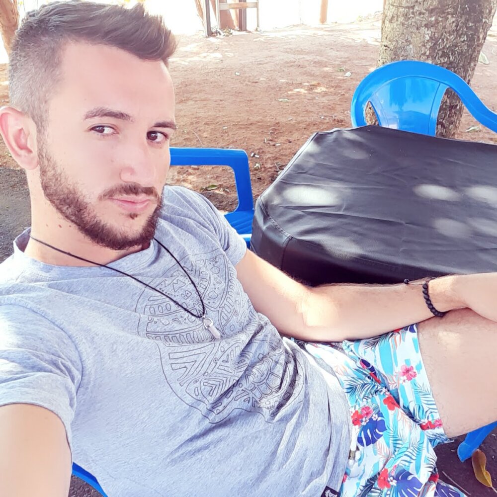 Harrisonjackk69's Offline XXX Chat