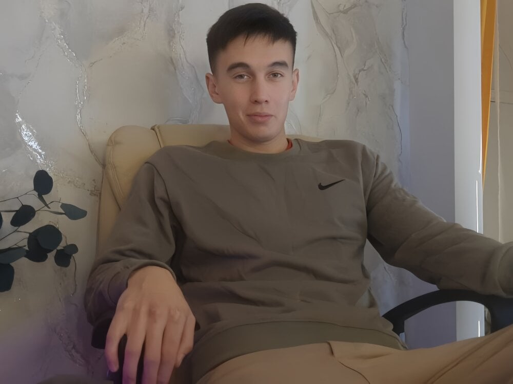 markkullen from stripchat