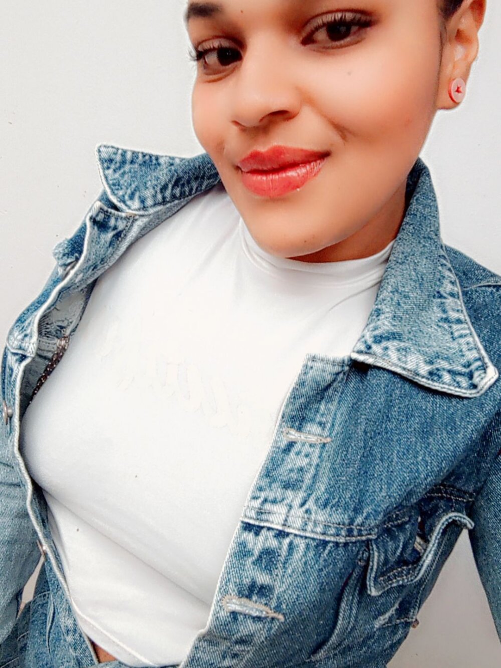 sexylatinbronw1 profile