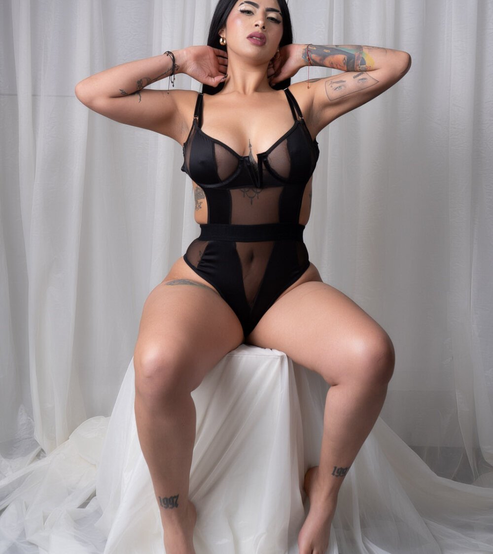 CharlotteeGray_ 离线聊天室